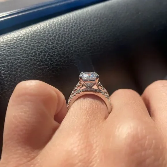 Captivating 4.5ct tw bridal wedding Ring Set